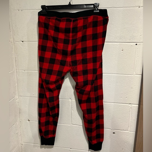 J Crew women’s red plaid jogger pajama pants - Picture 4 of 4